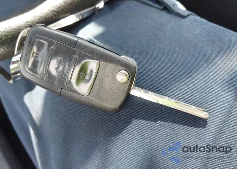 2010 Volkswagen Jetta S из США, поврежденный, VIN 3VWJZ7AJ9AM007549